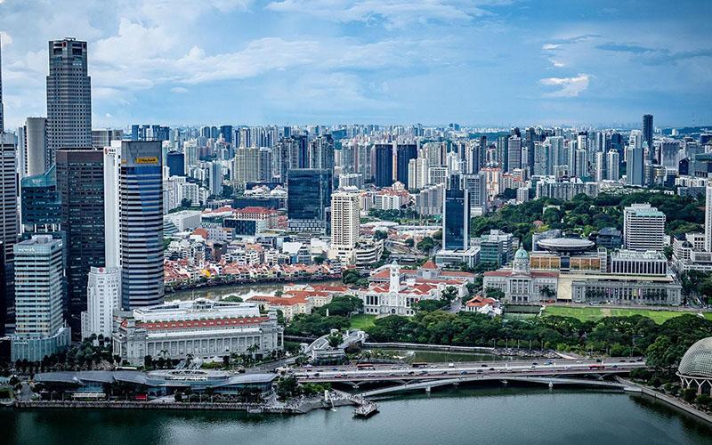 怎么全家移民新加坡？全面解析移民路径与注意事项